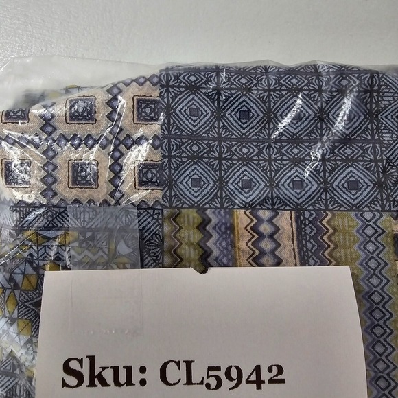 Tori Richard Mens Shirt M Blue Floral Short Sleeve Button Up Made in USA Beach - Picture 12 of 12